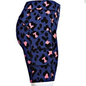 2️⃣for20 POP fit Blue Coral Cheetah Biker Shorts M